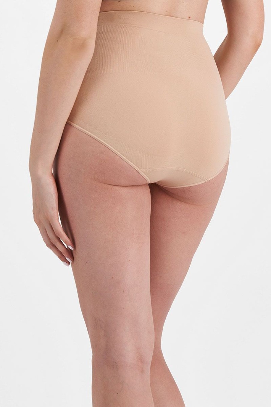 Underwear Life | Life Seamless Over-The-Bump Brief Nude 2