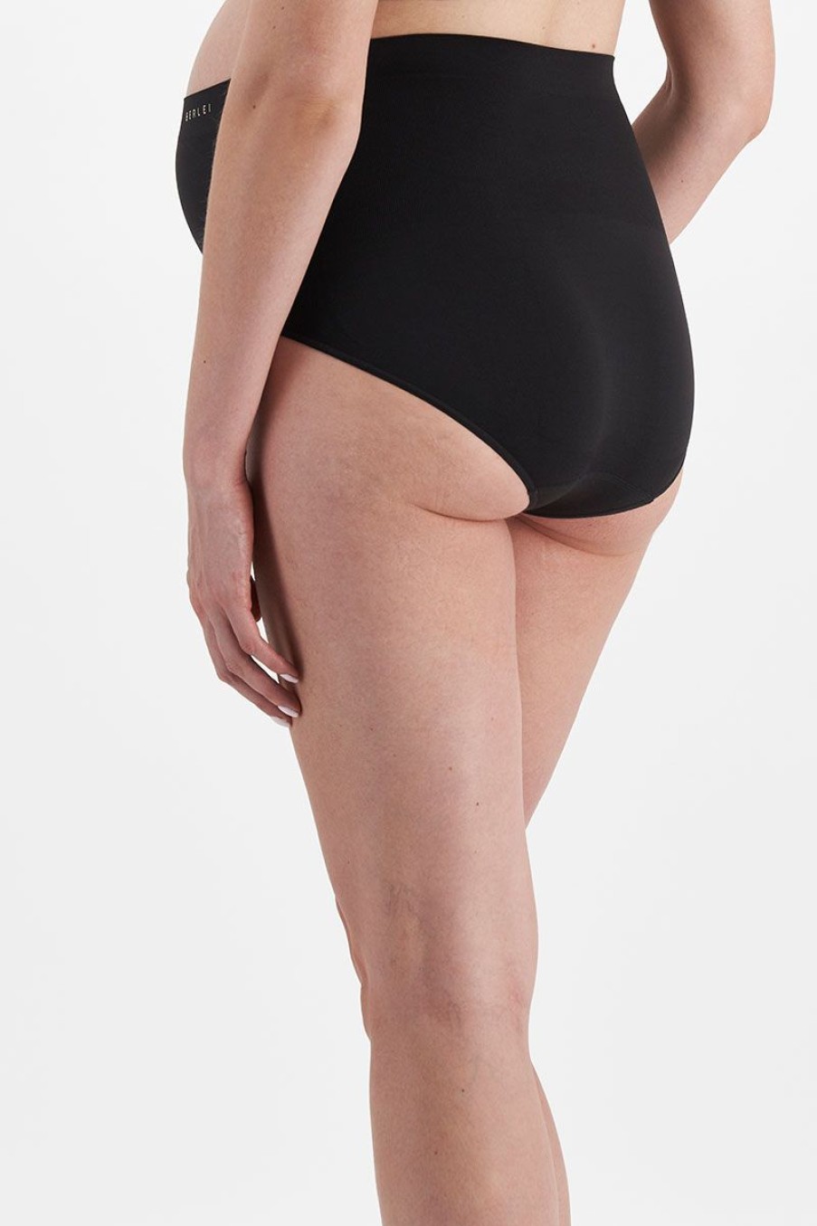 Underwear Life | Life Seamless Over-The-Bump Brief Black